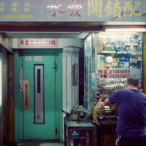 Chạm Vào Từng Khung Hình Điện Ảnh Với Bộ Màu Kodak Vision3 Huyền Thoại (XMP/CUBE/ICC) 34 shopthietke com Shopthietke.com 246